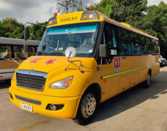 Automatic Yellow Pre Owned School Buses 46 Seats Second Hand School Van