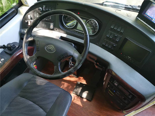 Used Buses 32 Seats Yutong Diesel engine , Manual Used Tour Buses