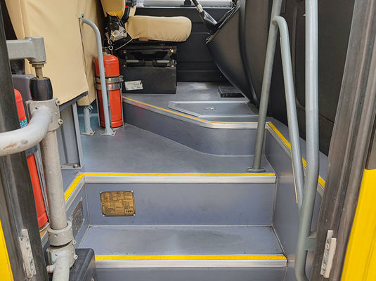 Yutong 41 Seats Used School Buses  Diesel Fuel  Produced In August 2014