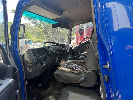 Isuzu 4x2 Used Diesel Cargo Vans , LHD Second Hand 8 Ton Truck