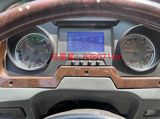 Diesel  Used Tourist Bus 37 Seats 2 Door LHD Euro 4 With Manual Transmission