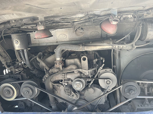 Diesel  Used Tourist Bus 37 Seats 2 Door LHD Euro 4 With Manual Transmission