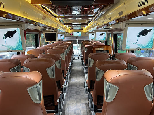 Yutong 50 Seater Bus Second Hand Coaches Large Pre-Owned Buses