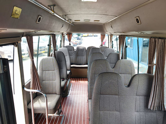 Golden Dragon Used Small Vans 19 Seats Euro 4 LHD AC With Manual Transmission