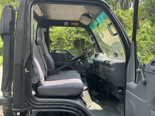 LHD Diesel Used Medium Duty Trucks , Isuzu Second Hand Commercial Vehicles