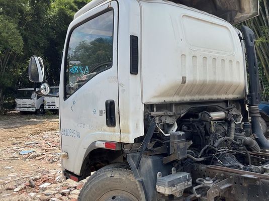 Isuzu Used Trucks 600p ELF 4X2 Used Light Truck 175hp Diesel Engine Cargo Truck Lorry