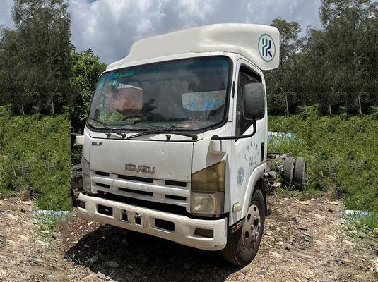 Used Cargo Truck ISUZU ELF 600P 700P Light Truck 175hp Diesel Engine 4KH1 With 3 Seats And 2 Doors