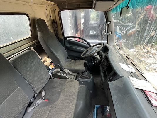 Isuzu used truck lorry 4KH1Diesel Engine Cargo Truck With 2 Doors For Heavy Duty Transportation