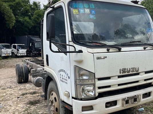 Isuzu used truck lorry 4KH1Diesel Engine Cargo Truck With 2 Doors For Heavy Duty Transportation