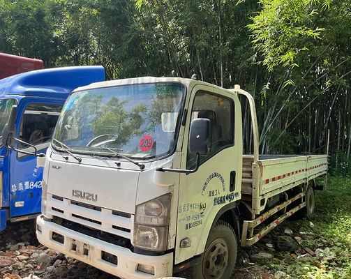 Isuzu used Cargo Truck with 2 Doors Diesel Engine lorry light truck cargo box truck