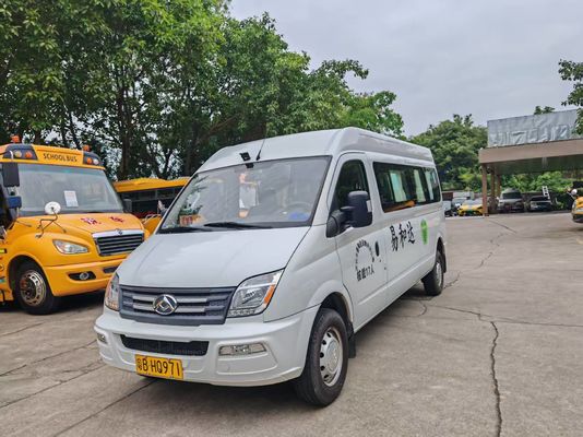 White 17 Seats Used MAUXS Van 6 Meters For Transportation
