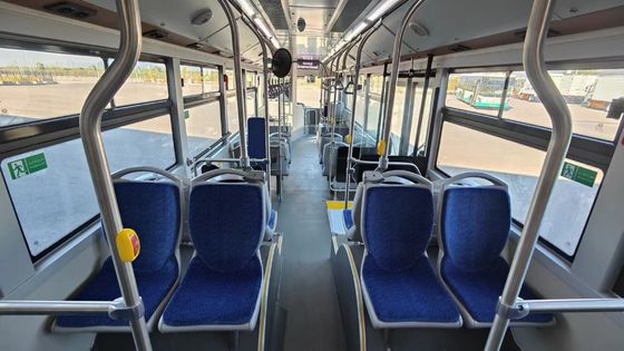 Second-hand Pure Electric City Buses LHD Steering Position 20 Seats 2 Step Floor