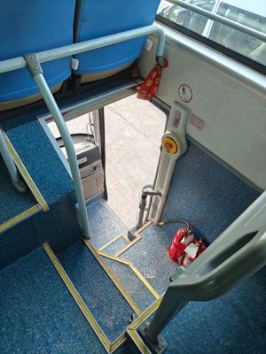 57-59 Seats  left hand steering Used Passenger Bus  for  China
