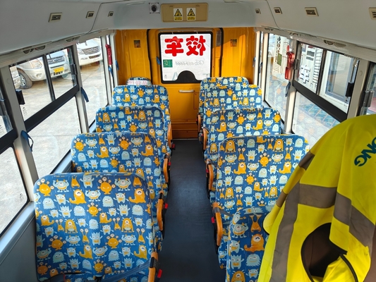 A 5-meter-long second-hand kindergarten school bus with 19 seats produced in 18 years